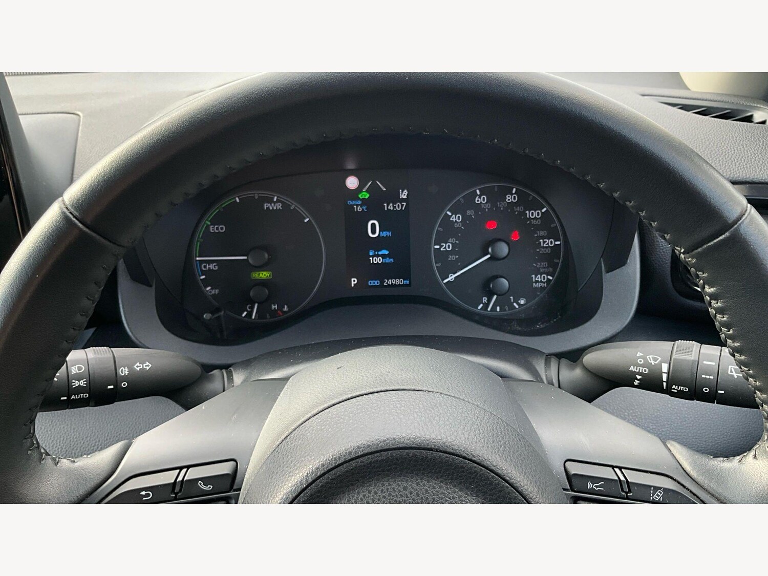 Used Toyota Yaris 2023 for sale - 77793391: Photo 11