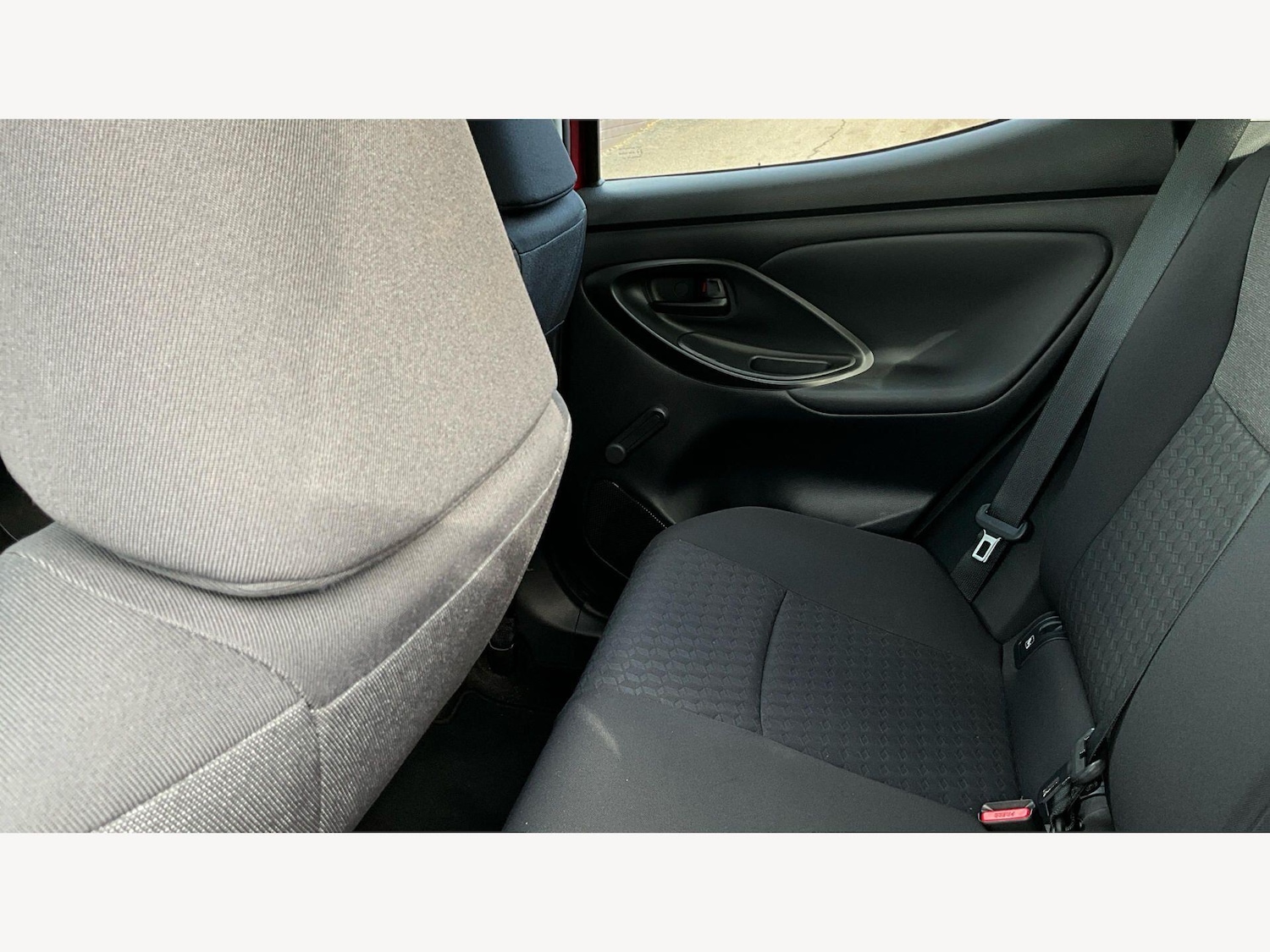 Used Toyota Yaris 2023 for sale - 77793391: Photo 15