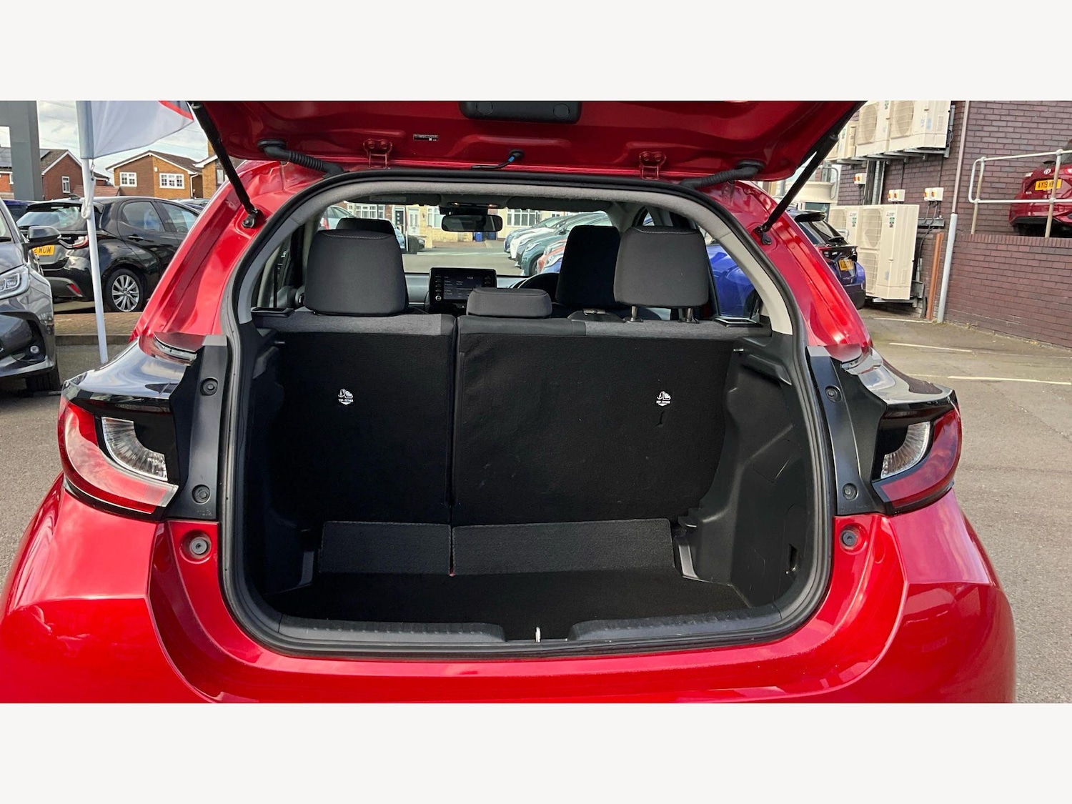 Used Toyota Yaris 2023 for sale - 77793391: Photo 16