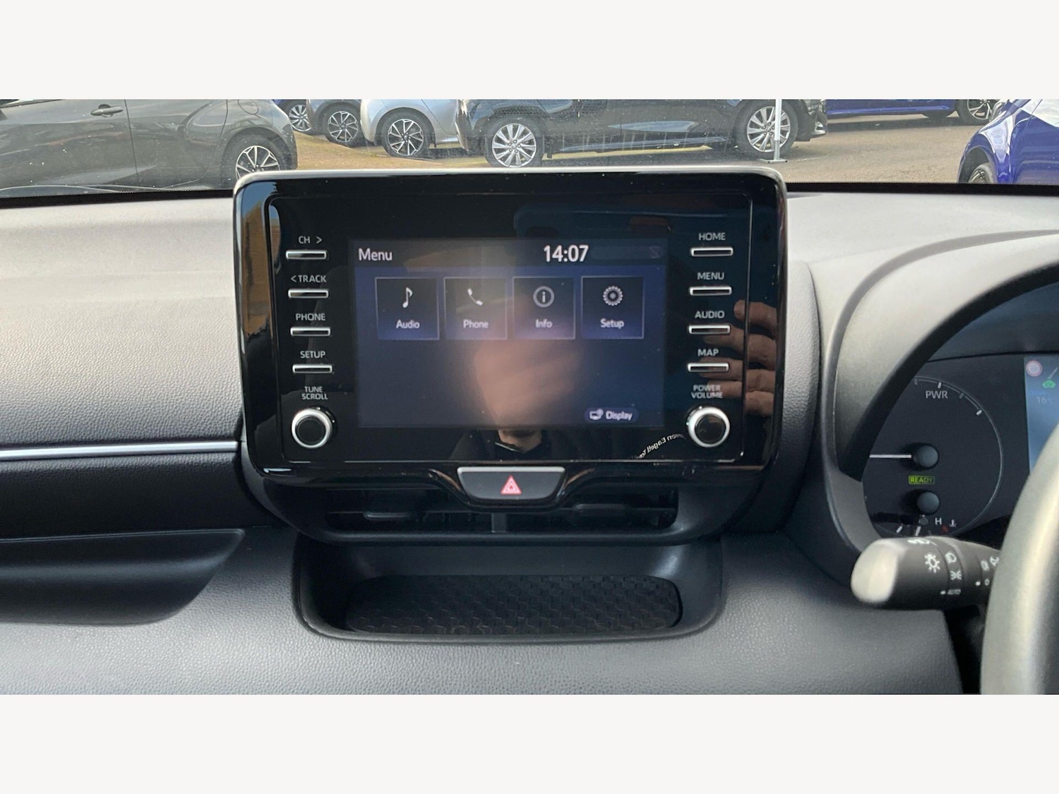 Used Toyota Yaris 2023 for sale - 77793391: Photo 31