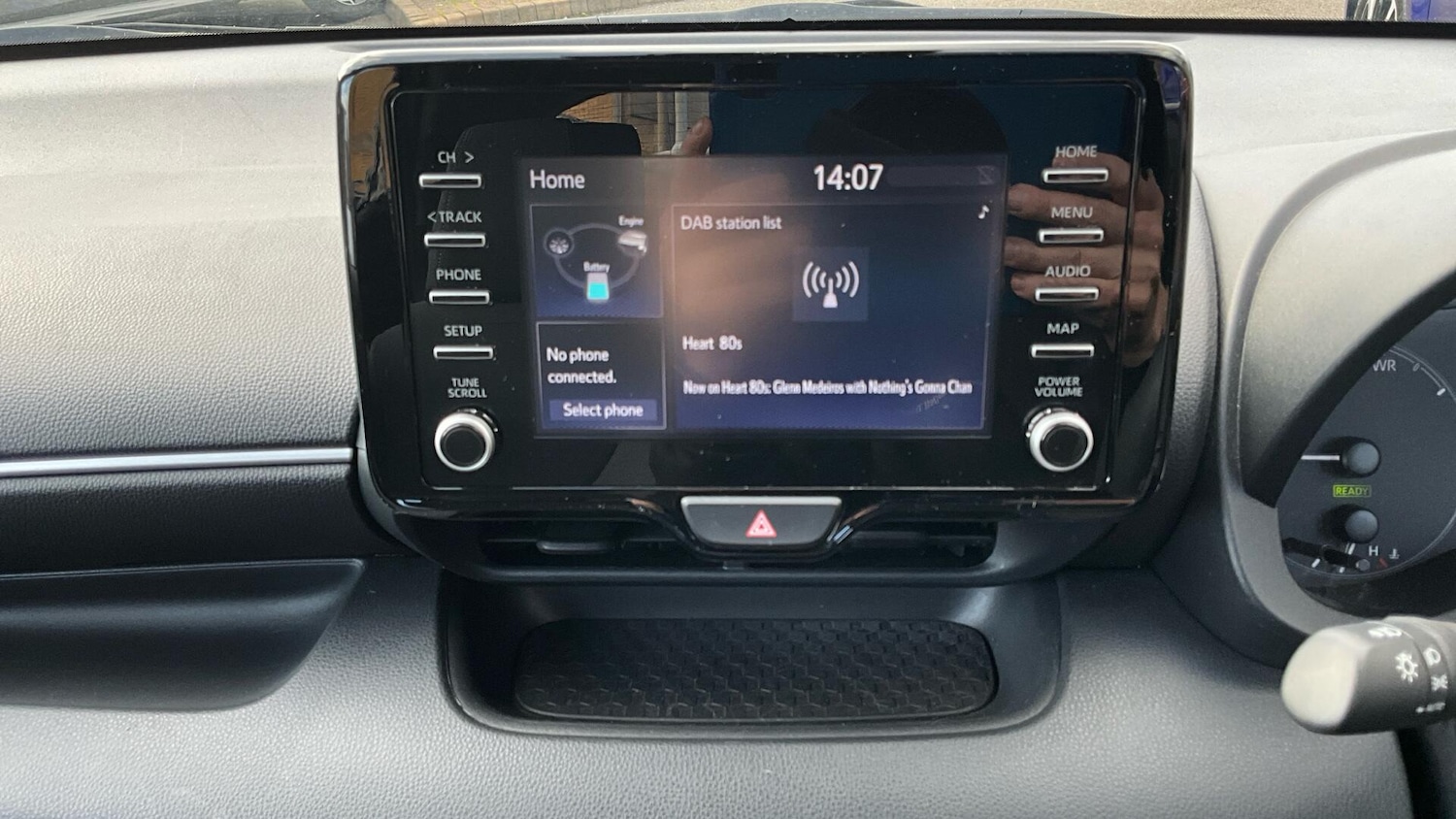 Used Toyota Yaris 2023 for sale - 77793391: Photo 32