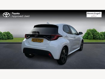 Used Toyota Yaris 2024 for sale - 78549320: Photo