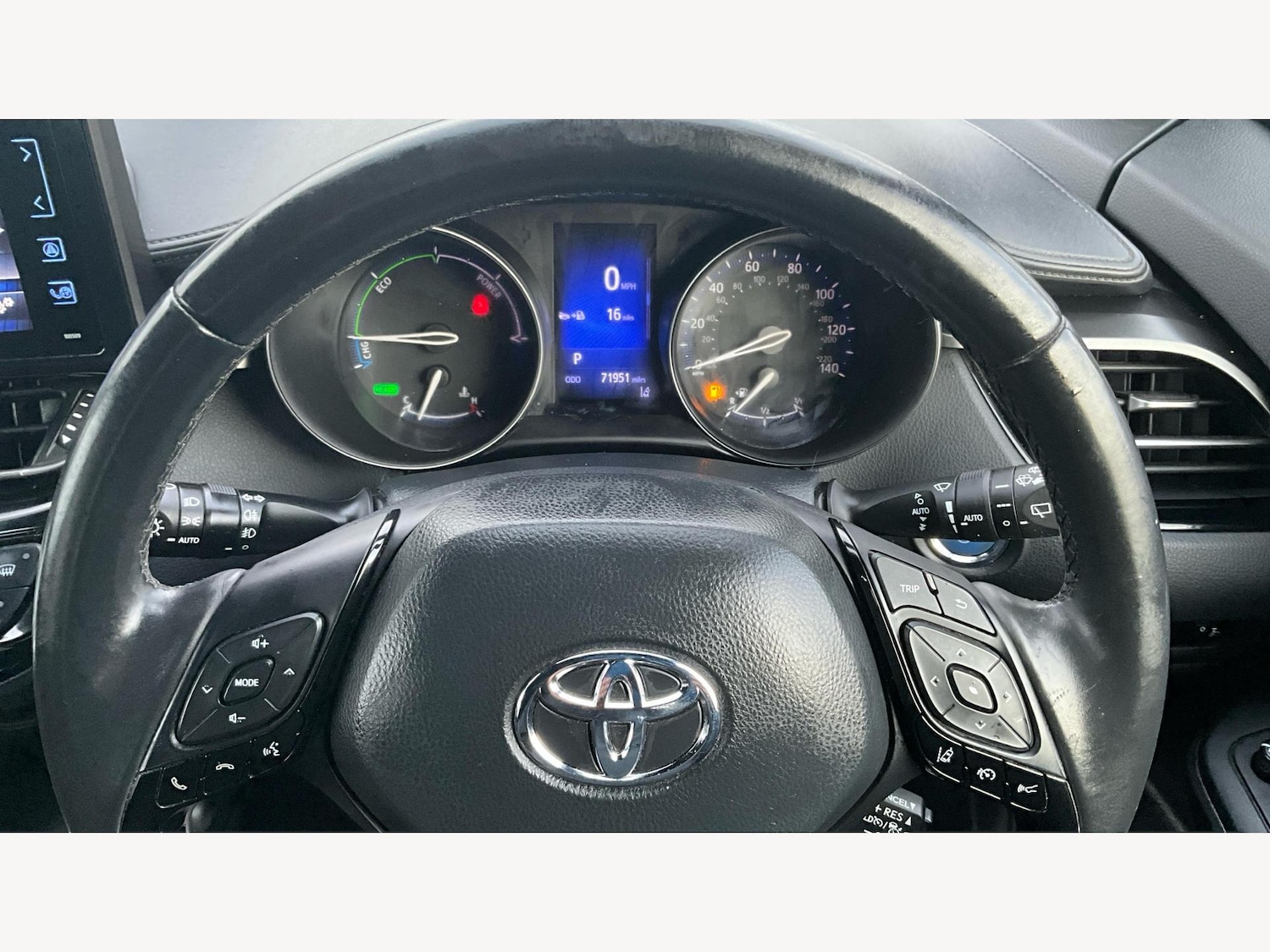 Used Toyota C-HR 2019 for sale - 76572097: Photo 11