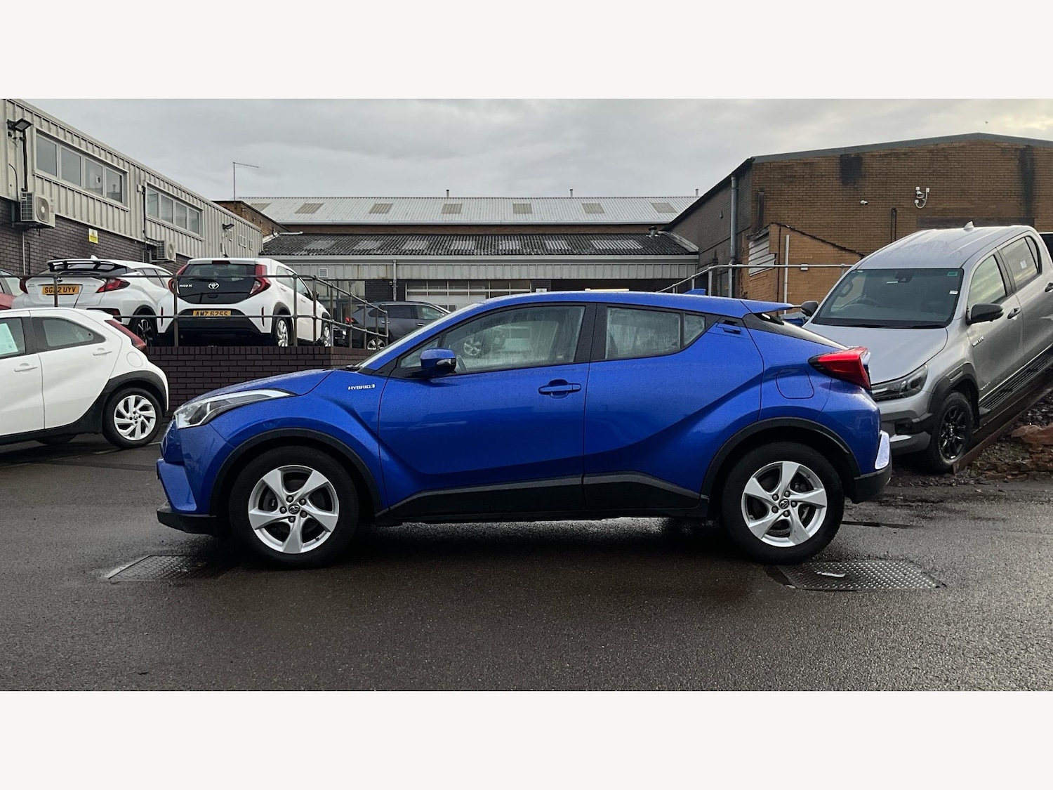 Used Toyota C-HR 2019 for sale - 76572097: Photo 19