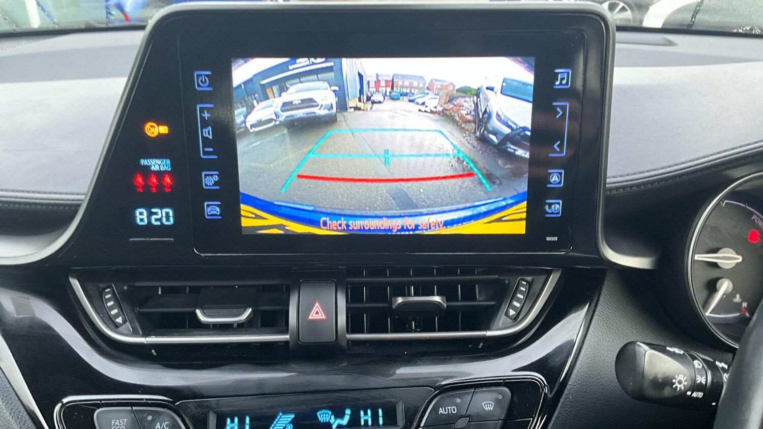 Used Toyota C-HR 2019 for sale - 76572097: Photo 33