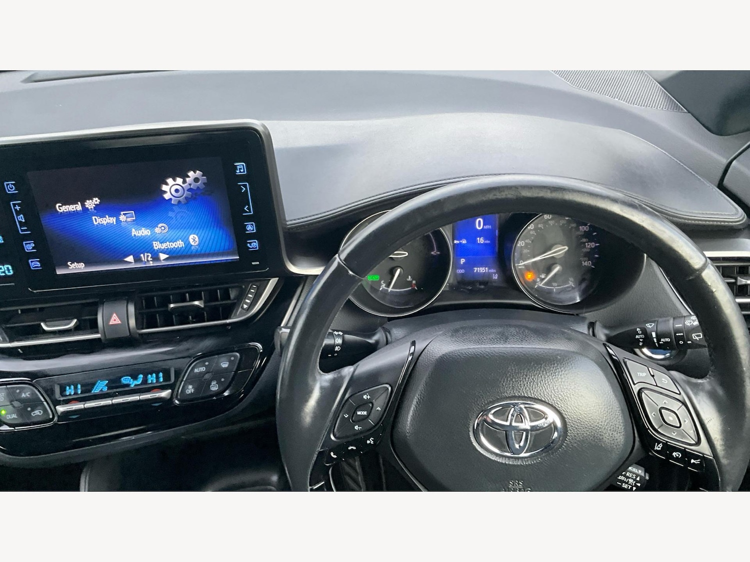 Used Toyota C-HR 2019 for sale - 76572097: Photo 8