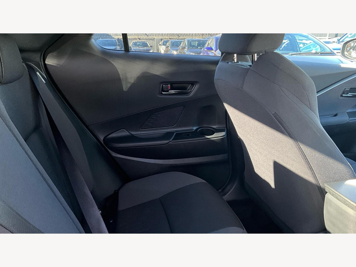 Used Toyota C-HR 2025 for sale - 76326277: Photo 14