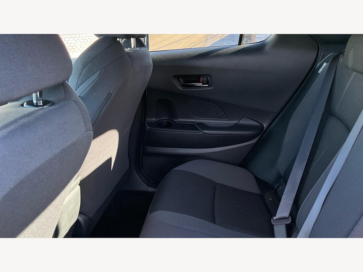 Used Toyota C-HR 2025 for sale - 76326277: Photo 15