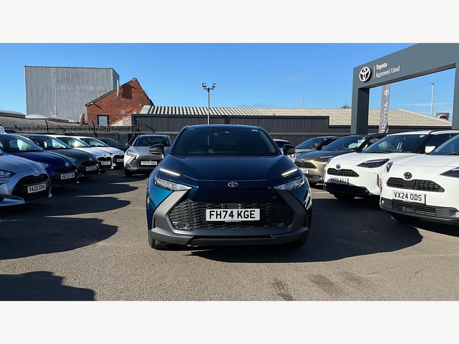 Used Toyota C-HR 2025 for sale - 76326277: Photo 17