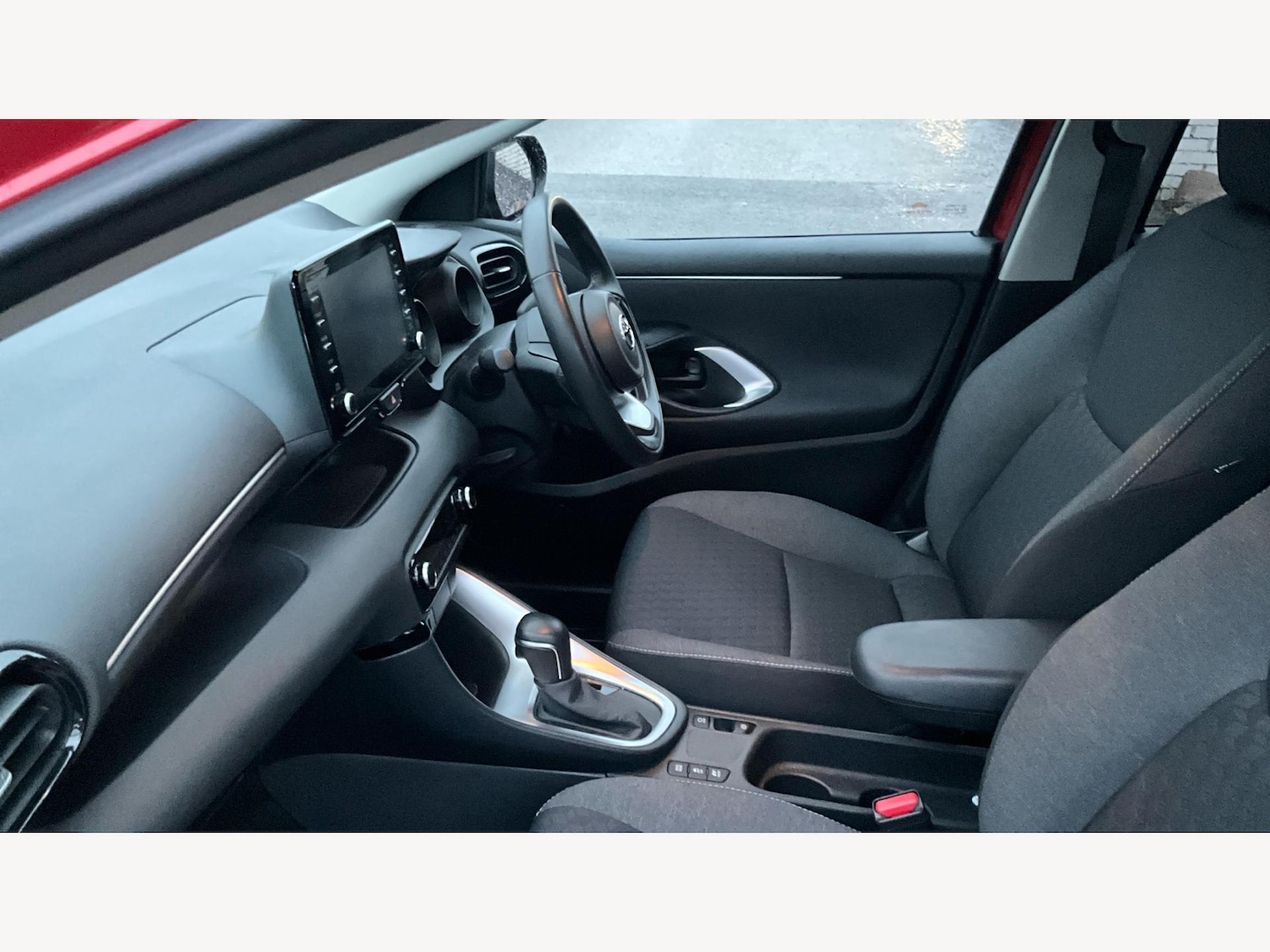 Used Toyota Yaris 2023 for sale - 77376967: Photo 12