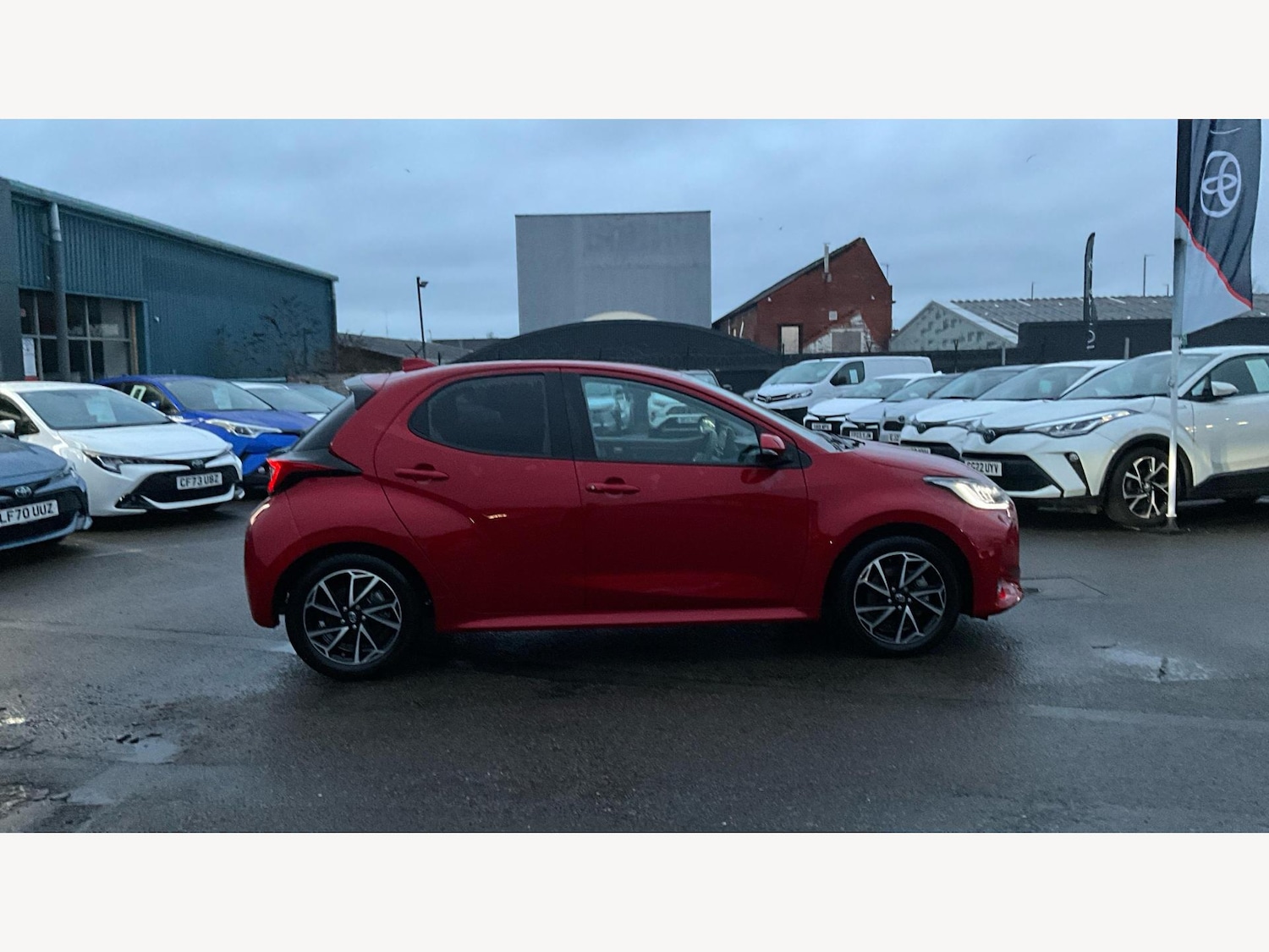 Used Toyota Yaris 2023 for sale - 77376967: Photo 18