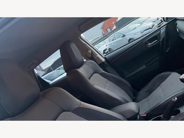 Used Toyota Auris 2017 for sale - 76326710: Photo 24