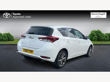 Used Toyota Auris 2017 for sale - 76326710: Photo 2