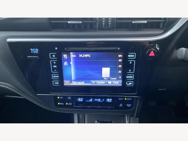 Used Toyota Auris 2017 for sale - 76326710: Photo 30