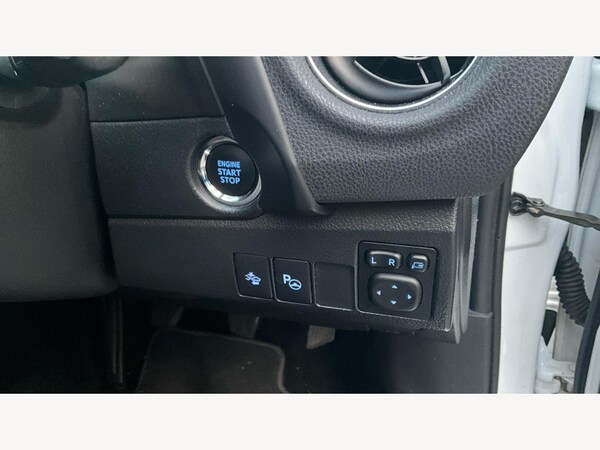 Used Toyota Auris 2017 for sale - 76326710: Photo 34