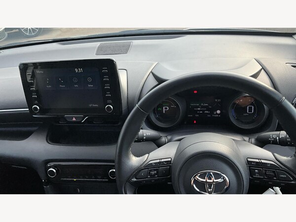 Used Toyota Yaris 2023 for sale - 75747038: Photo 10
