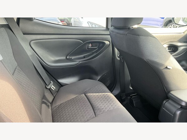 Used Toyota Yaris 2023 for sale - 75747038: Photo 14