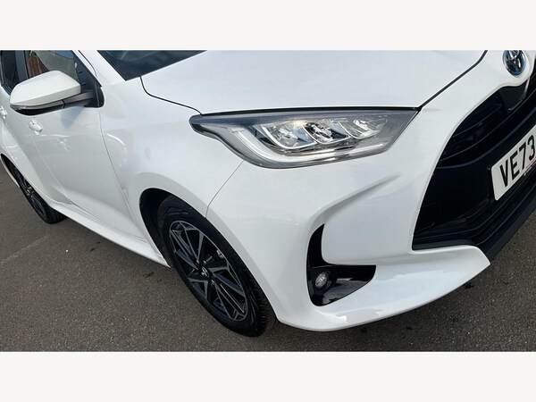 Used Toyota Yaris 2023 for sale - 75747038: Photo 40
