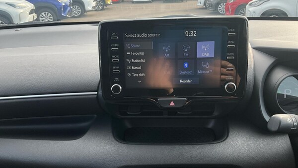 Used Toyota Yaris 2023 for sale - 75747038: Photo 51