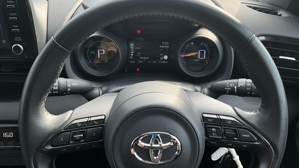 Used Toyota Yaris 2023 for sale - 75747038: Photo 65