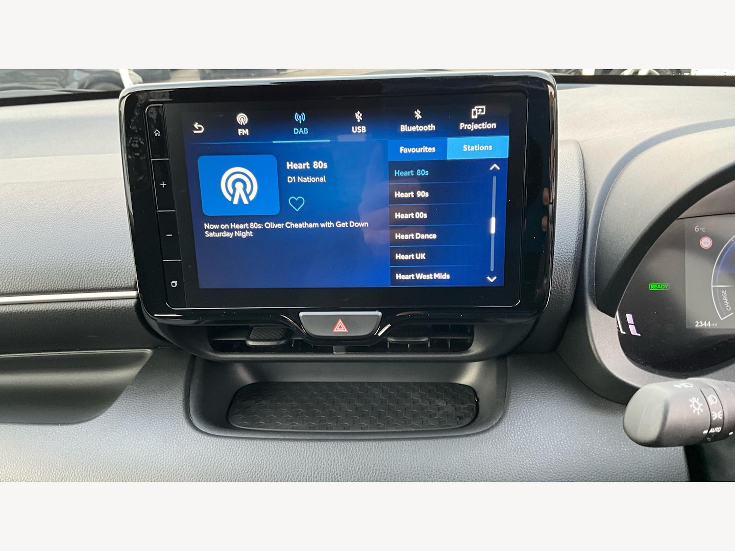 Used Toyota Yaris 2024 for sale - 77647050: Photo 31