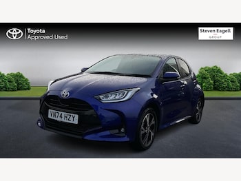 Used Toyota Yaris 2024 for sale - 77647050: Photo