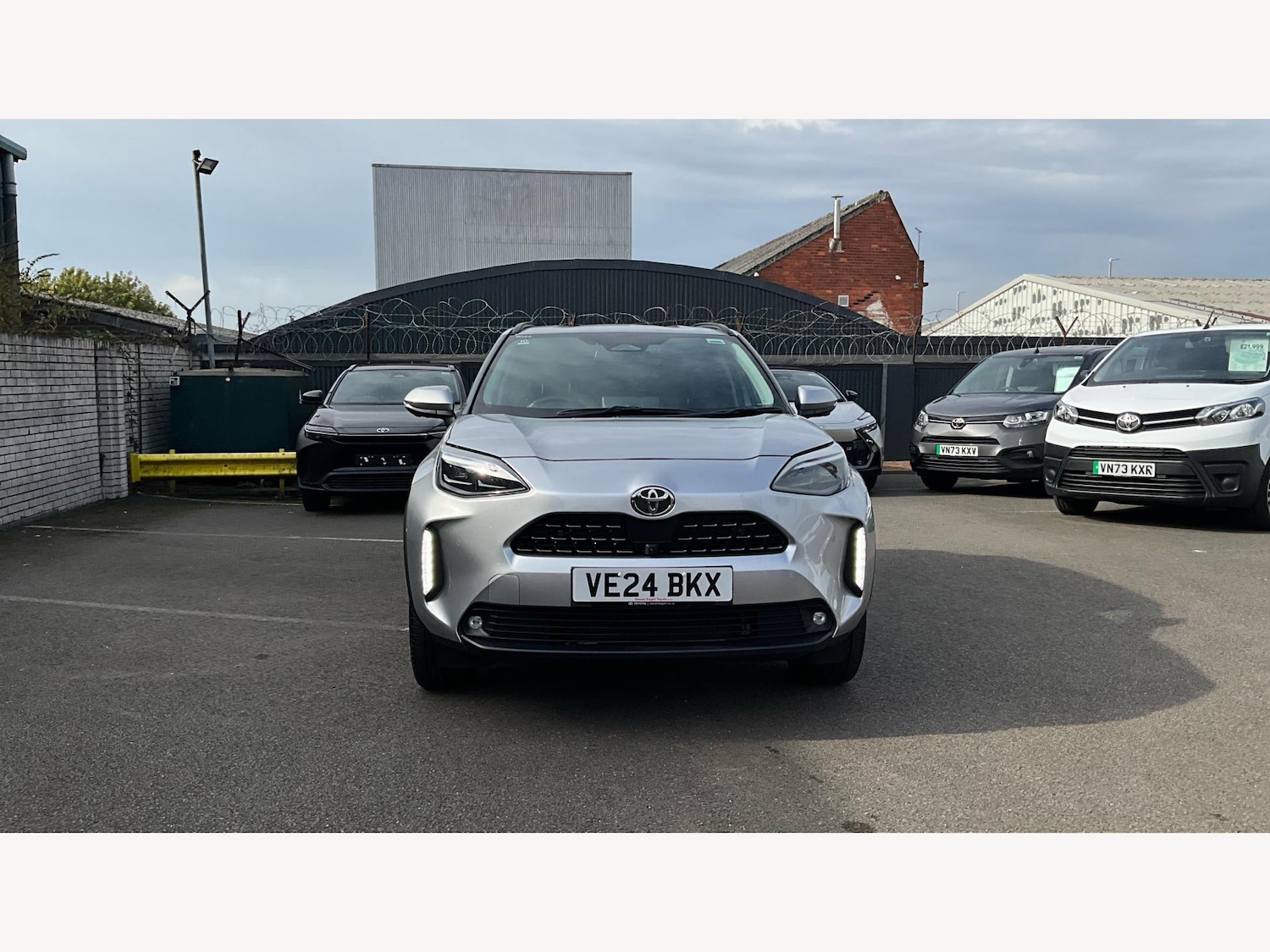 Used Toyota Yaris Cross 2024 for sale - 76099606: Photo 17