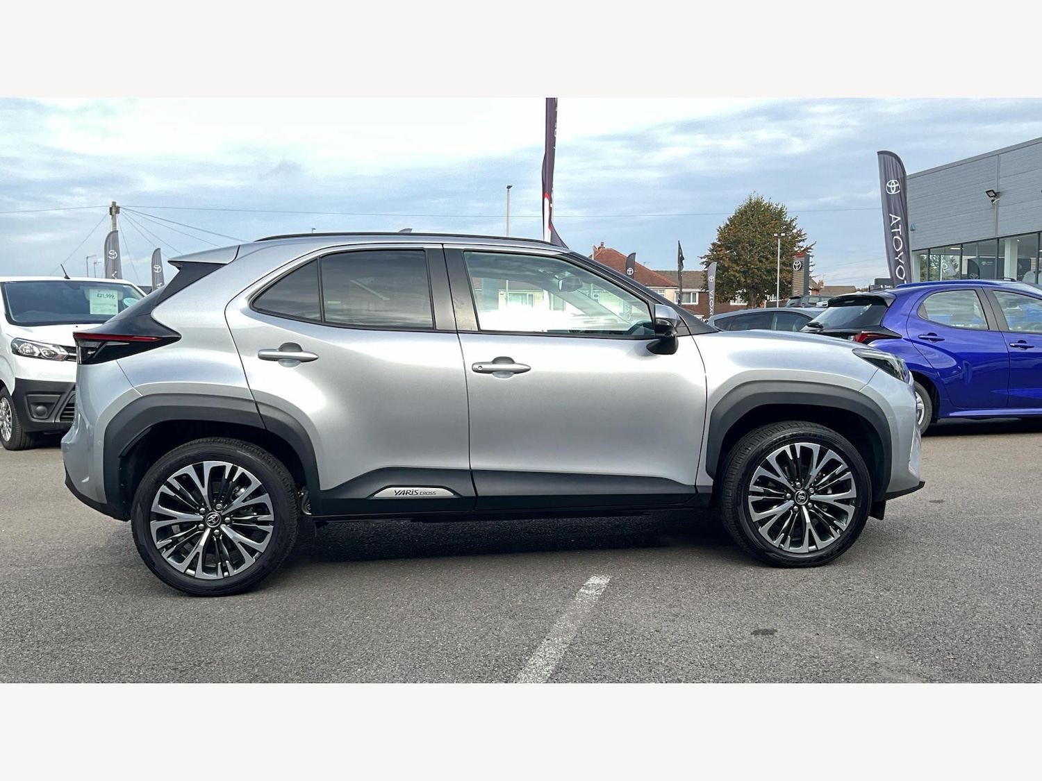 Used Toyota Yaris Cross 2024 for sale - 76099606: Photo 18