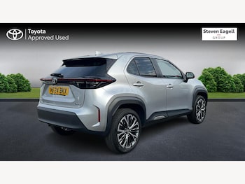 Used Toyota Yaris Cross 2024 for sale - 76099606: Photo 2
