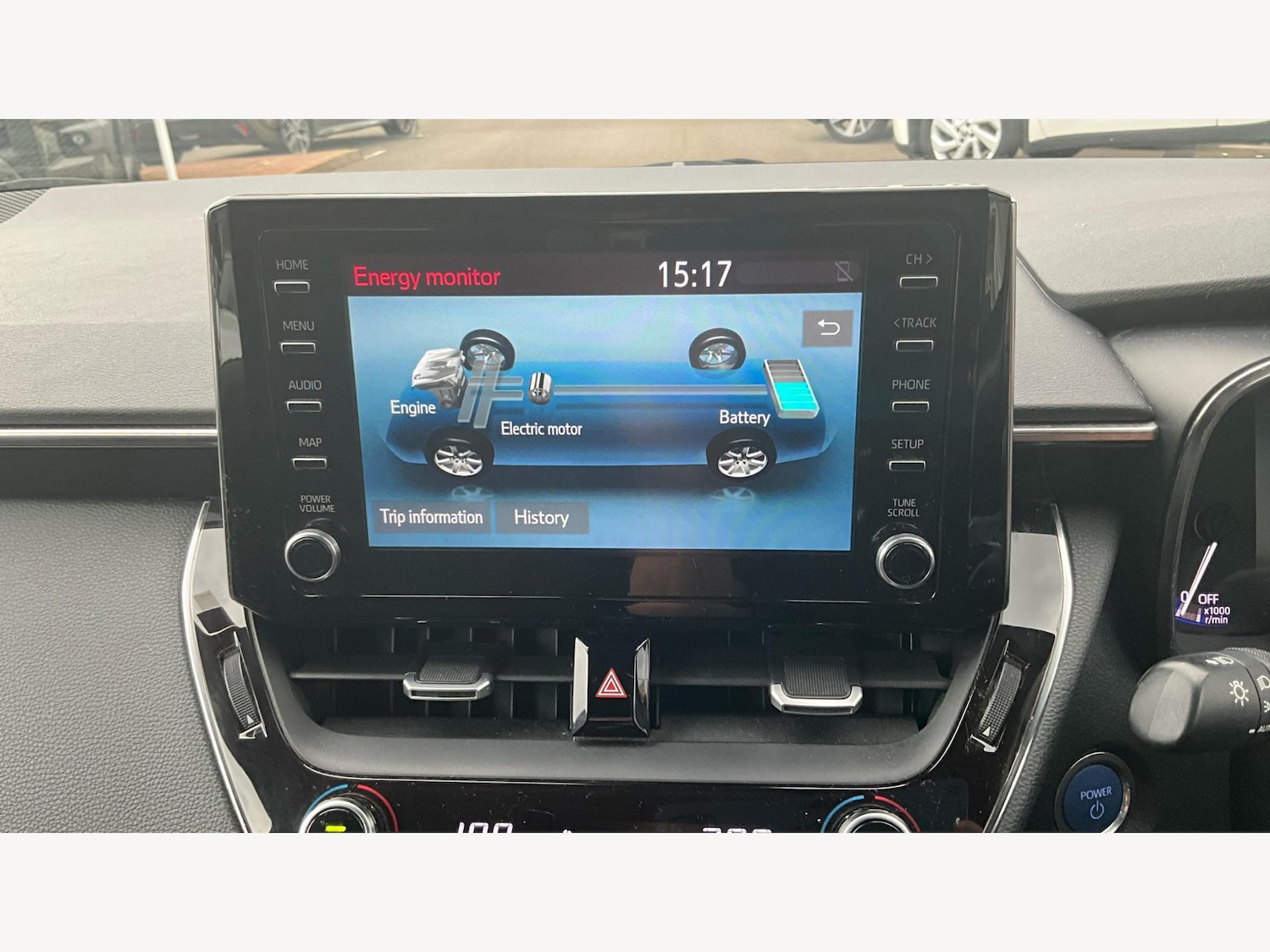 Used Toyota Corolla 2019 for sale - 76349624: Photo 30