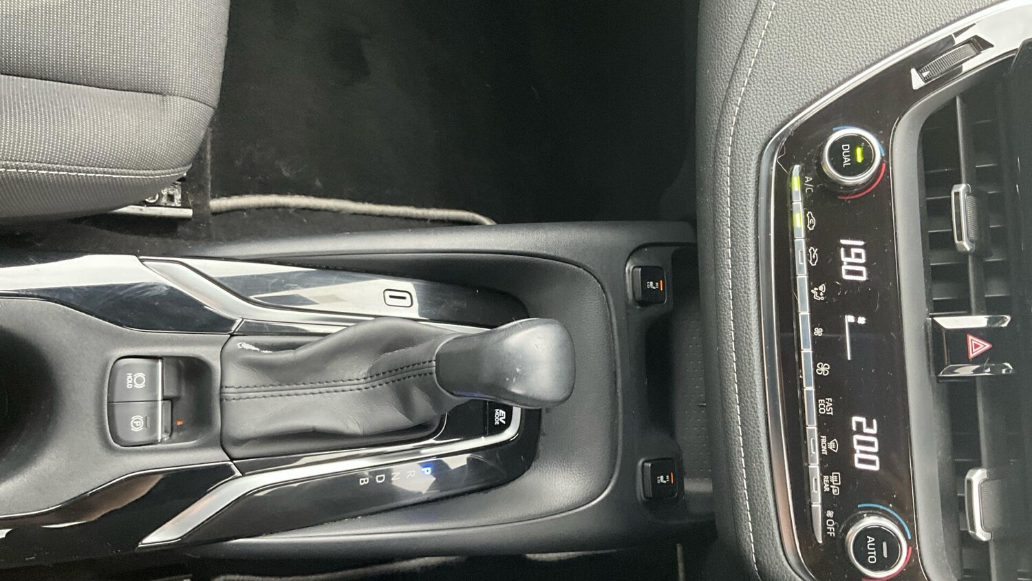 Used Toyota Corolla 2019 for sale - 76349624: Photo 39