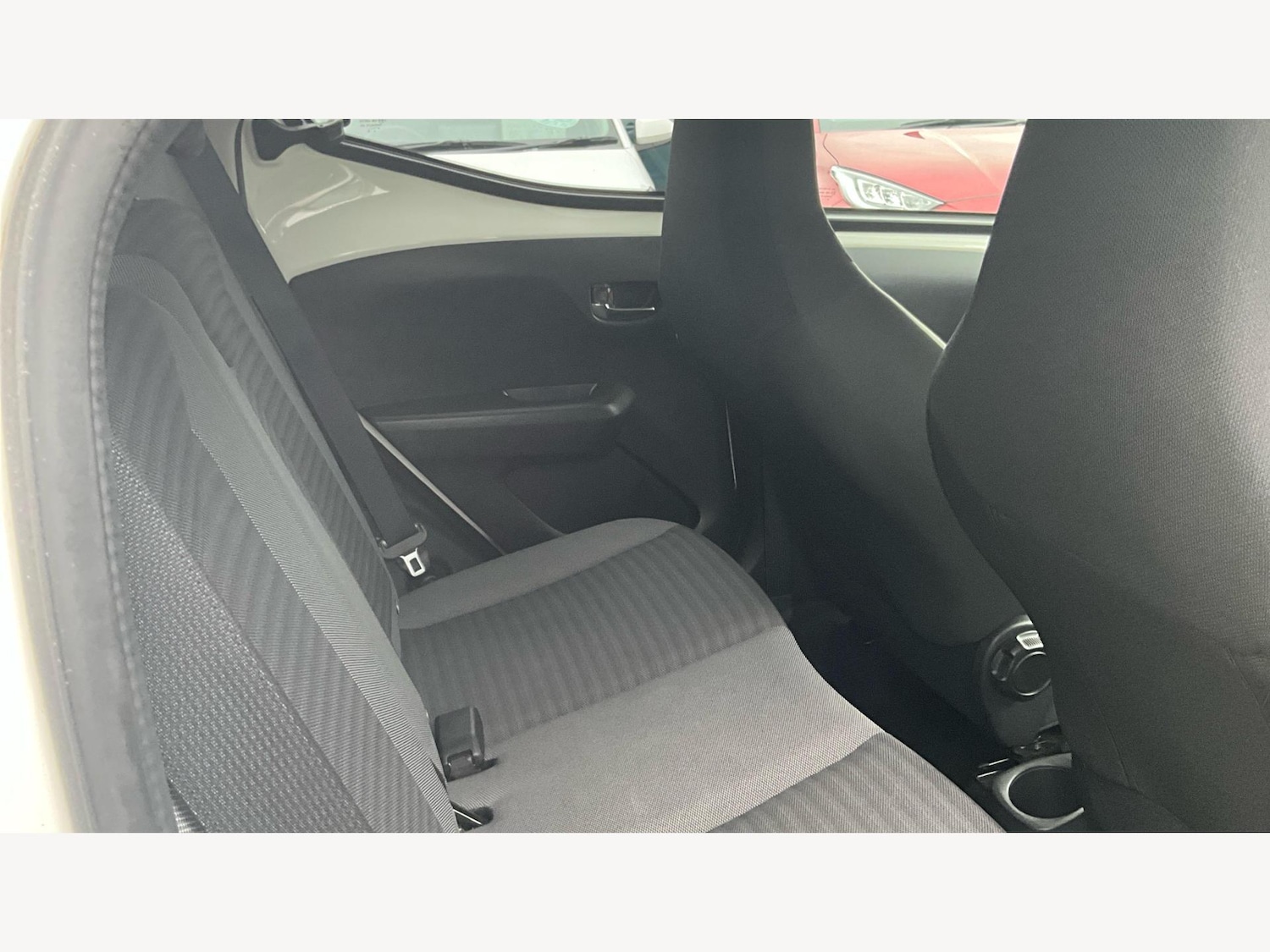 Used Toyota AYGO 2019 for sale - 76397925: Photo 14