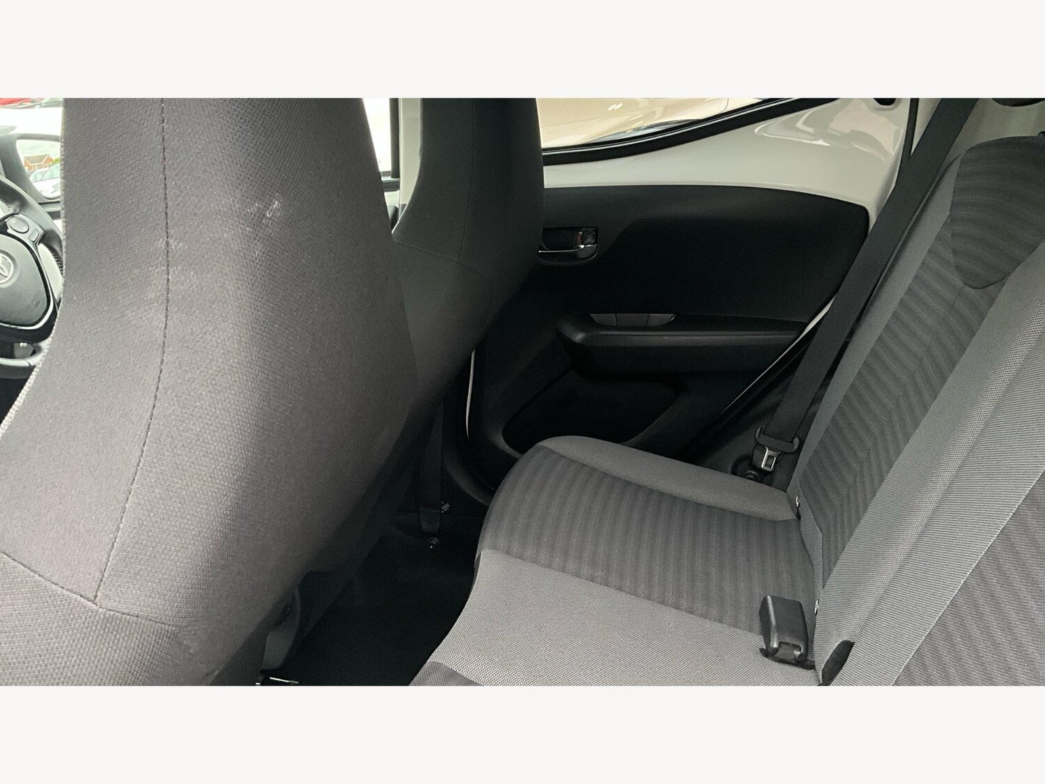 Used Toyota AYGO 2019 for sale - 76397925: Photo 15