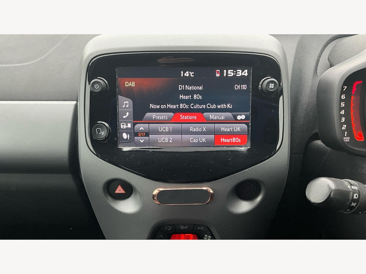 Used Toyota AYGO 2019 for sale - 76397925: Photo 32