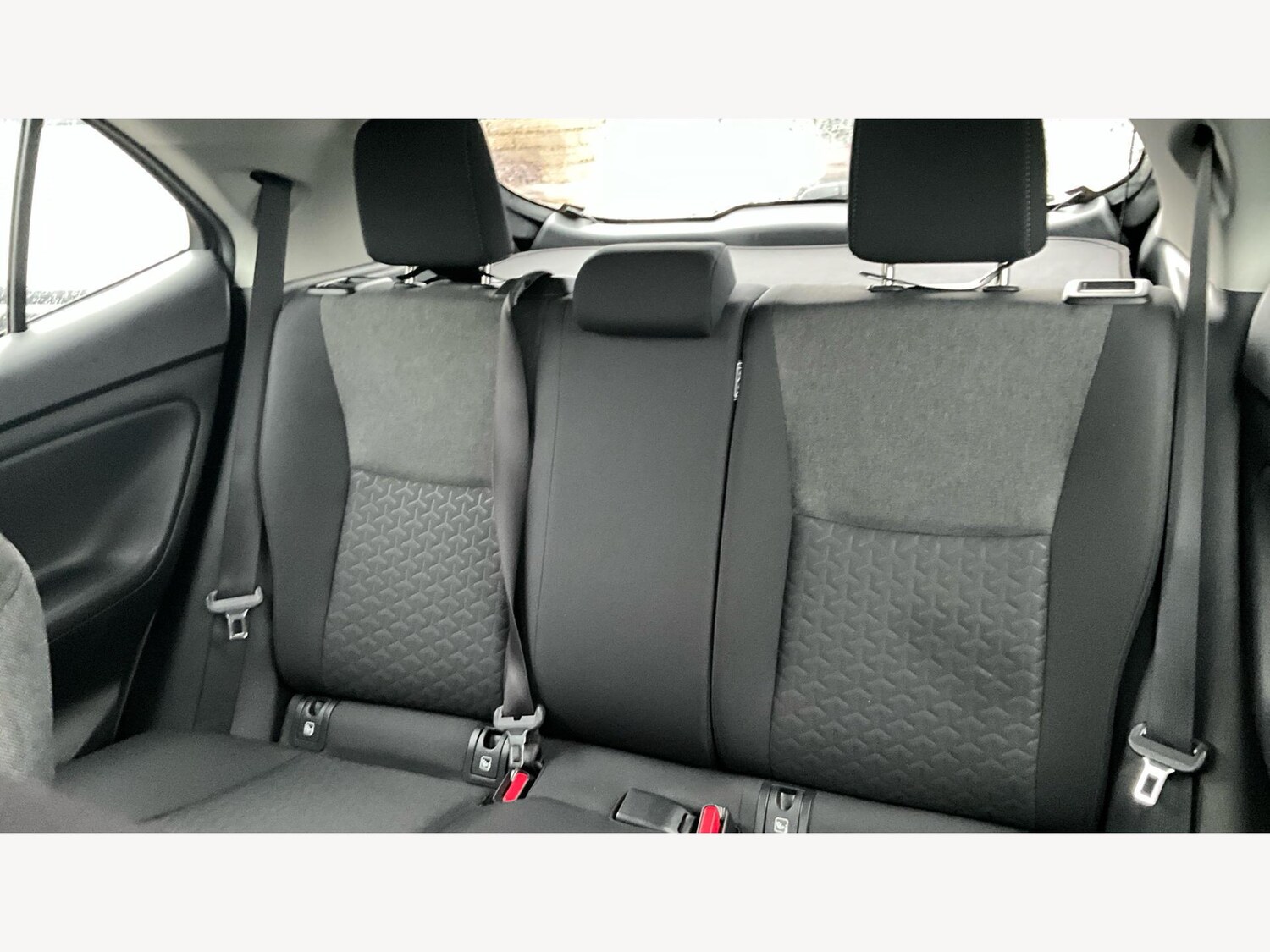 Used Toyota Yaris Cross 2023 for sale - 77162911: Photo 26