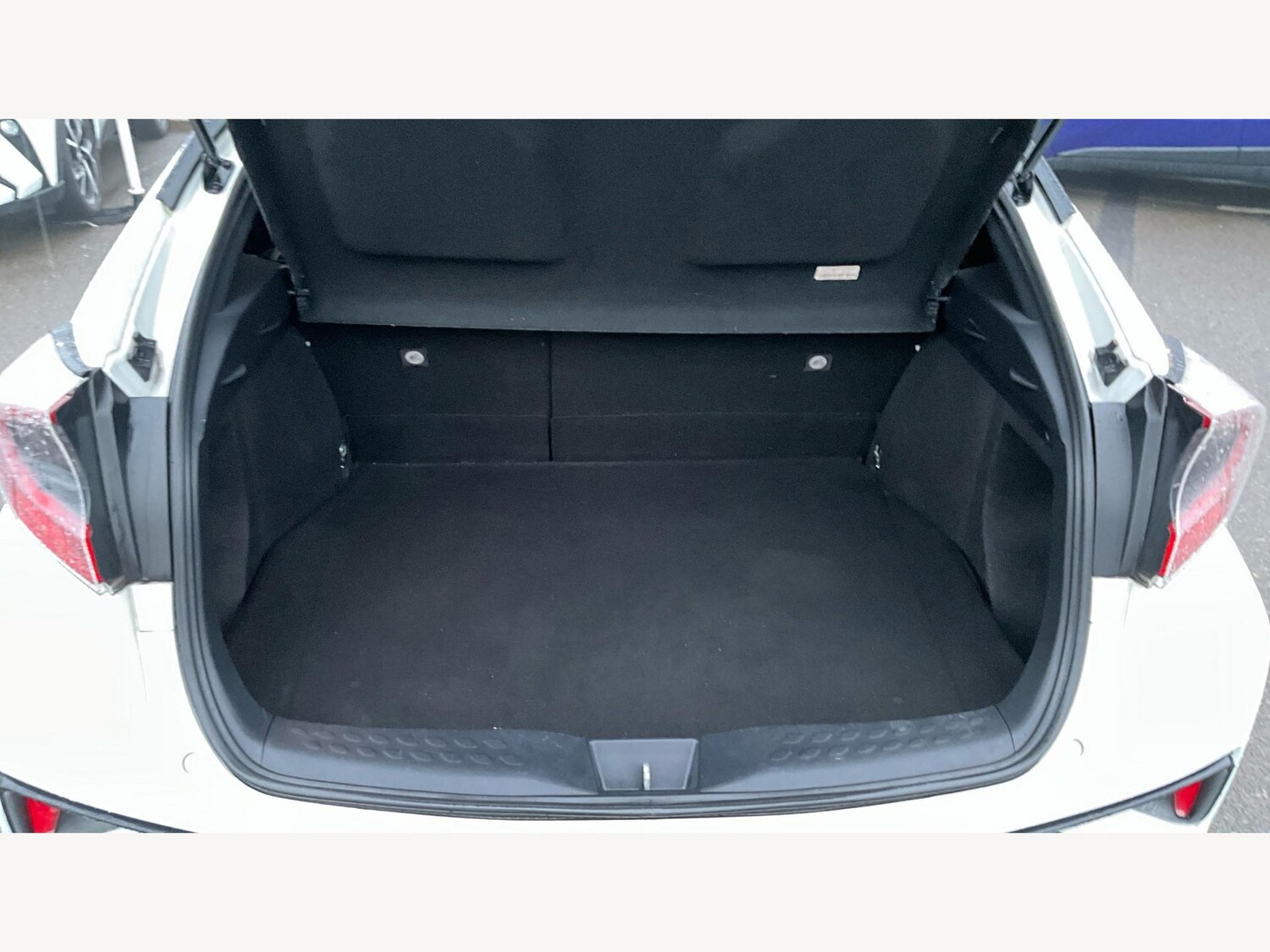 Used Toyota C-HR 2019 for sale - 77376532: Photo 23