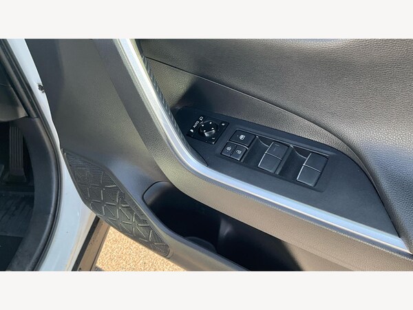 Used Toyota RAV4 2020 for sale - 75431869: Photo 43