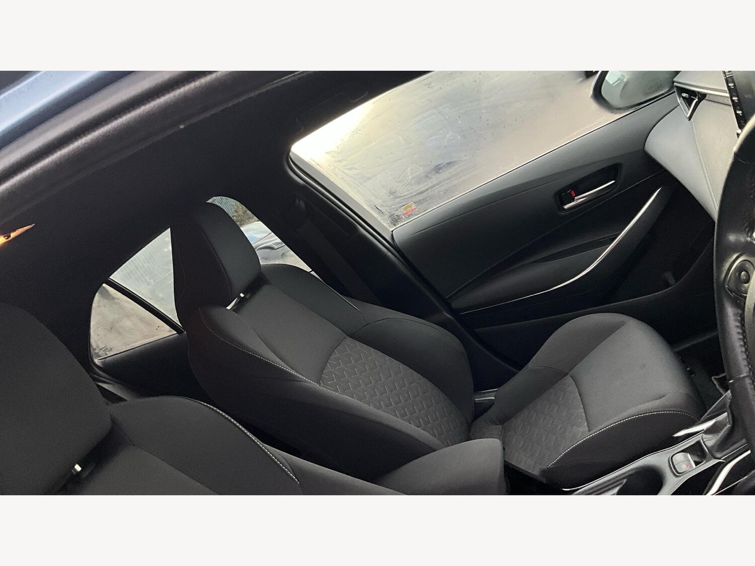 Used Toyota Corolla 2020 for sale - 76990045: Photo 24