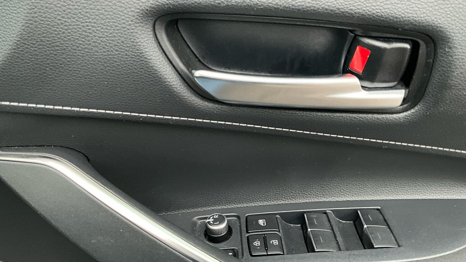 Used Toyota Corolla 2020 for sale - 76990045: Photo 37