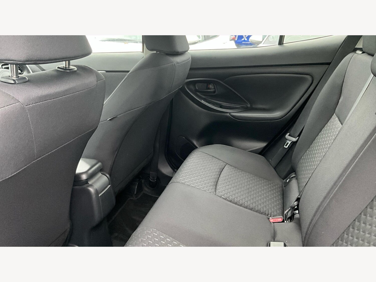 Used Toyota Yaris Cross 2024 for sale - 77454644: Photo 15