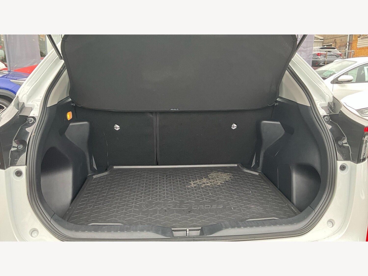 Used Toyota Yaris Cross 2024 for sale - 77454644: Photo 16