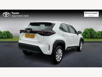 Used Toyota Yaris Cross 2024 for sale - 77454644: Photo