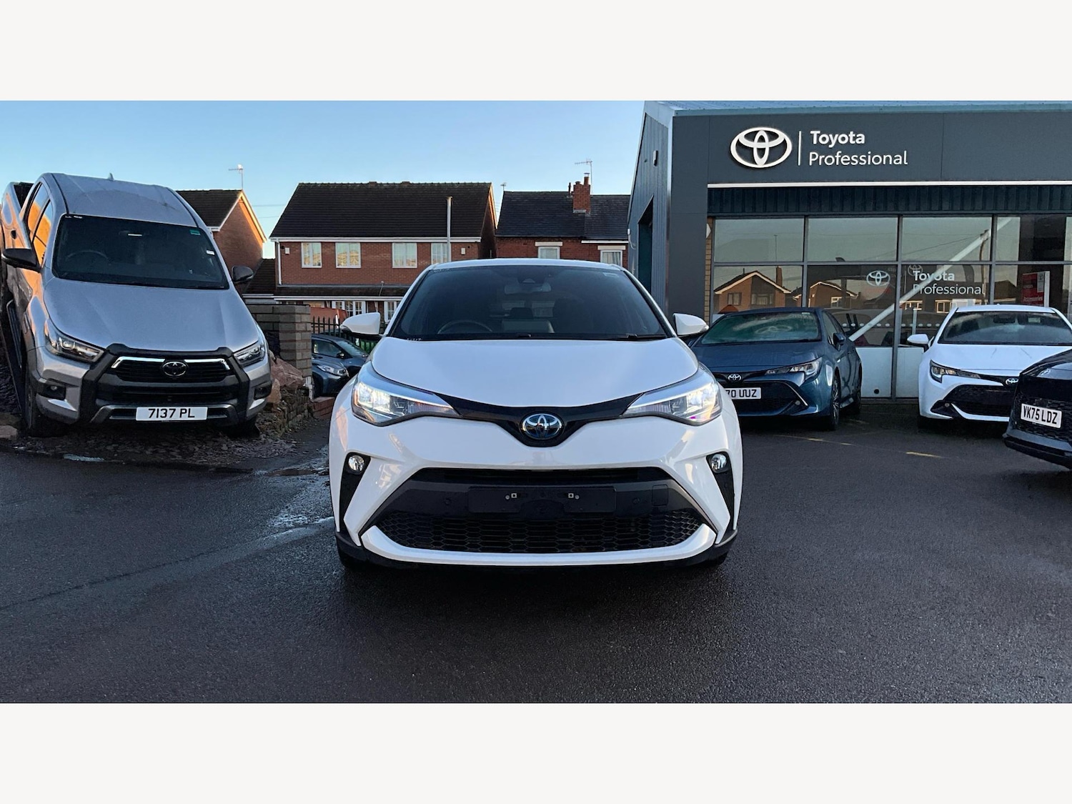 Used Toyota C-HR 2023 for sale - 77049780: Photo 17