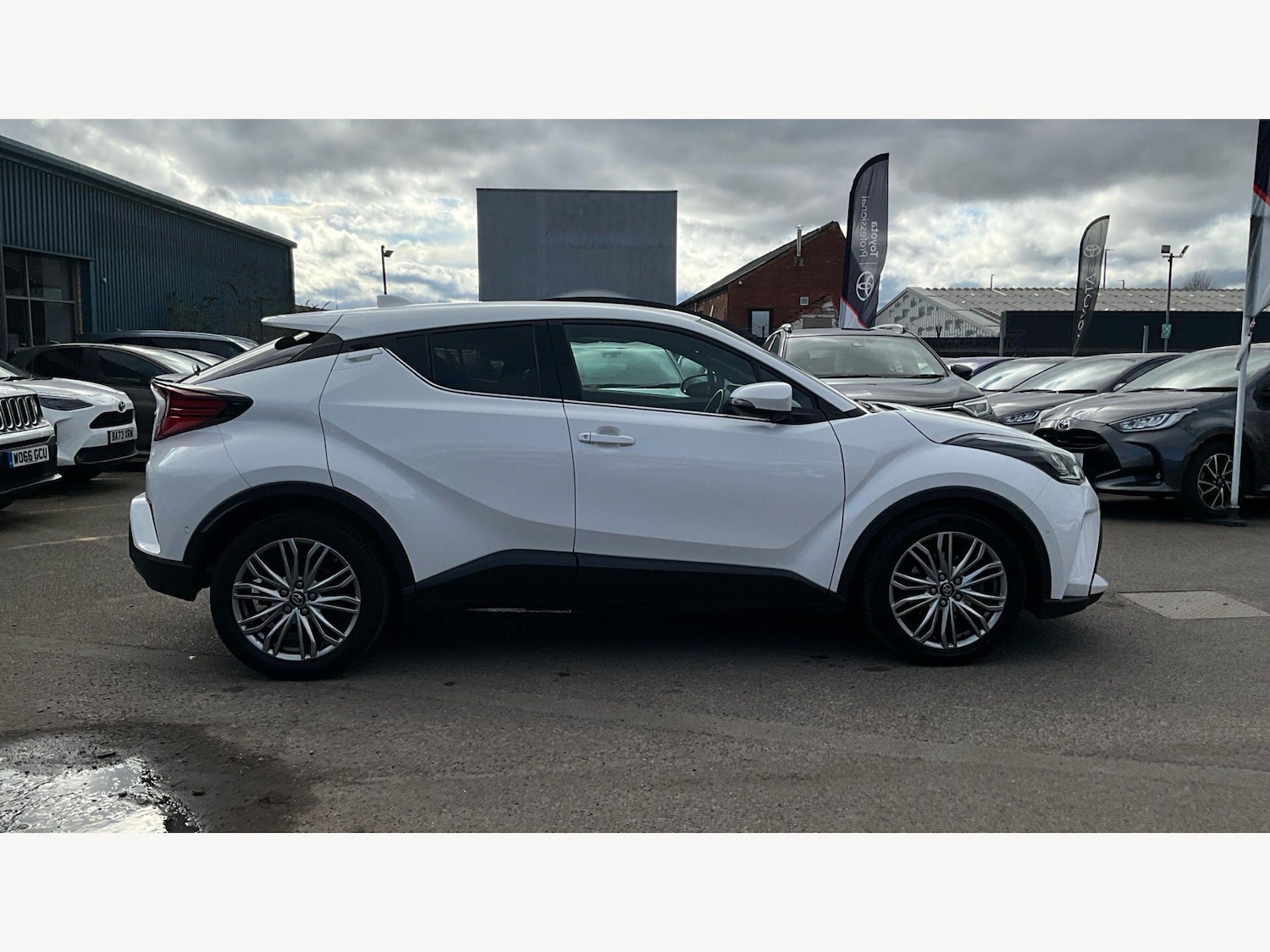 Used Toyota C-HR 2022 for sale - 78147970: Photo 18