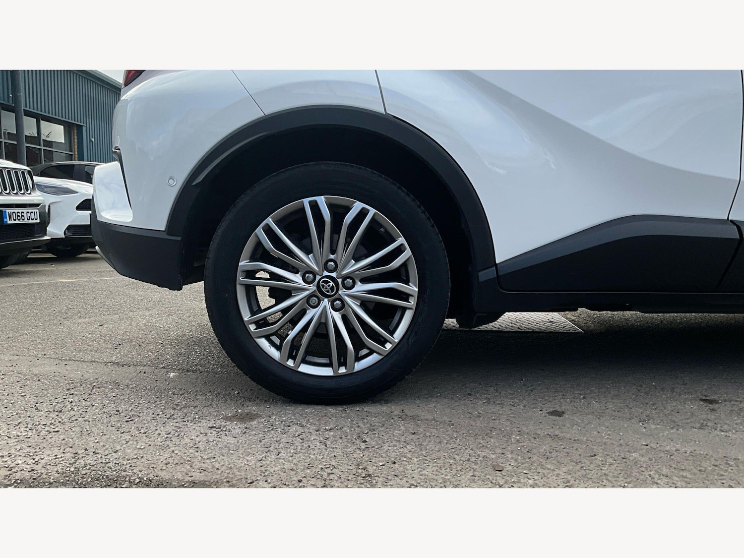 Used Toyota C-HR 2022 for sale - 78147970: Photo 20