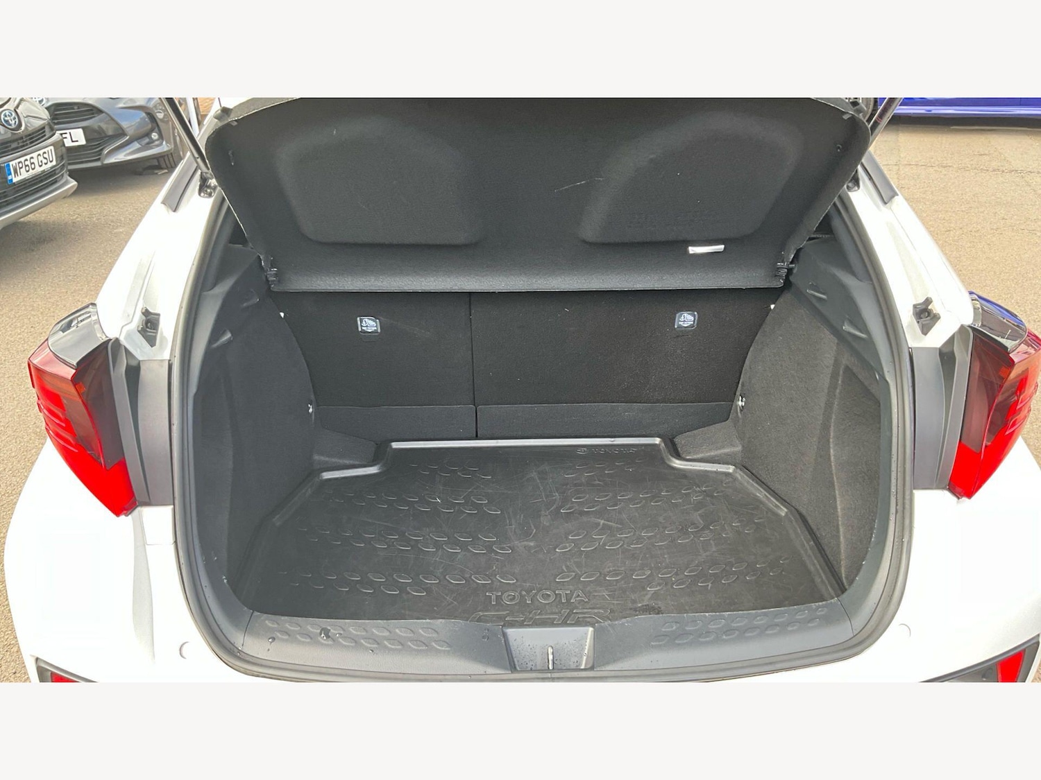 Used Toyota C-HR 2022 for sale - 78147970: Photo 23