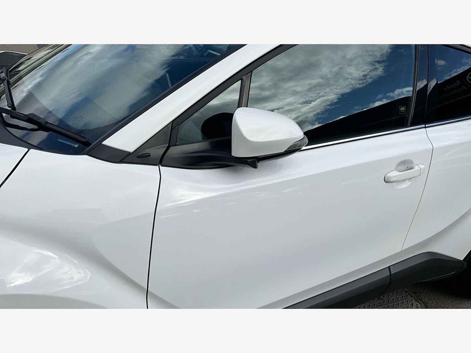 Used Toyota C-HR 2022 for sale - 78147970: Photo 36