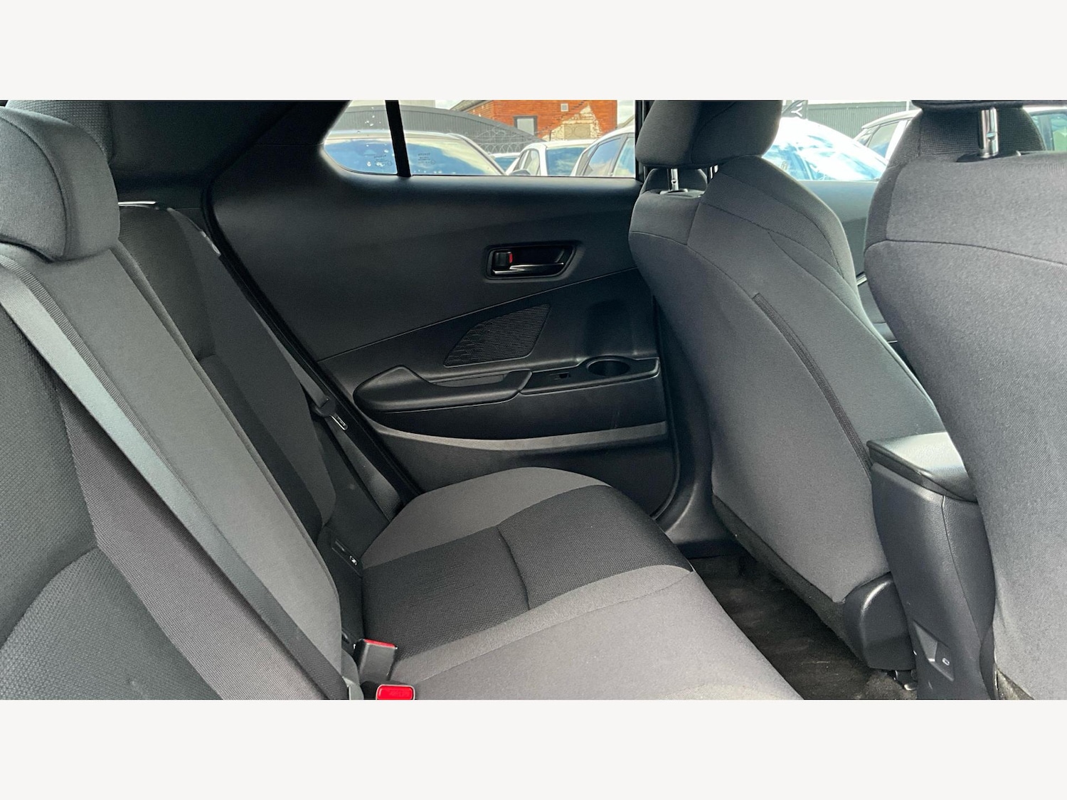 Used Toyota C-HR 2024 for sale - 76632634: Photo 14