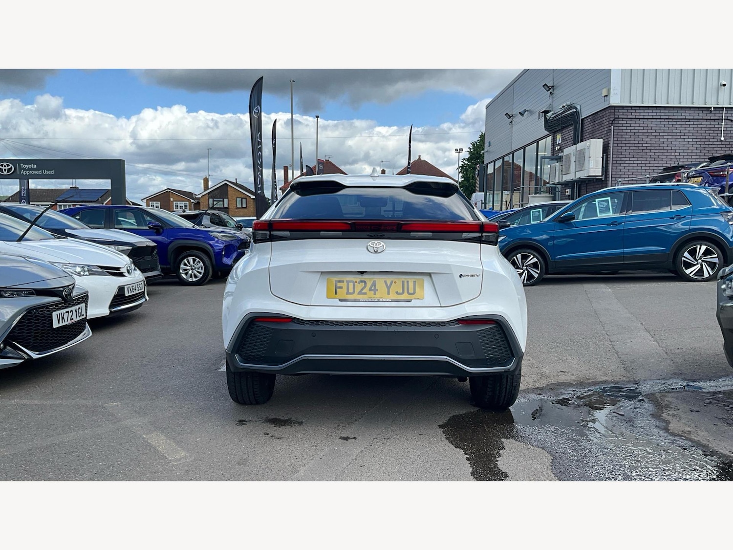 Used Toyota C-HR 2024 for sale - 76632634: Photo 21