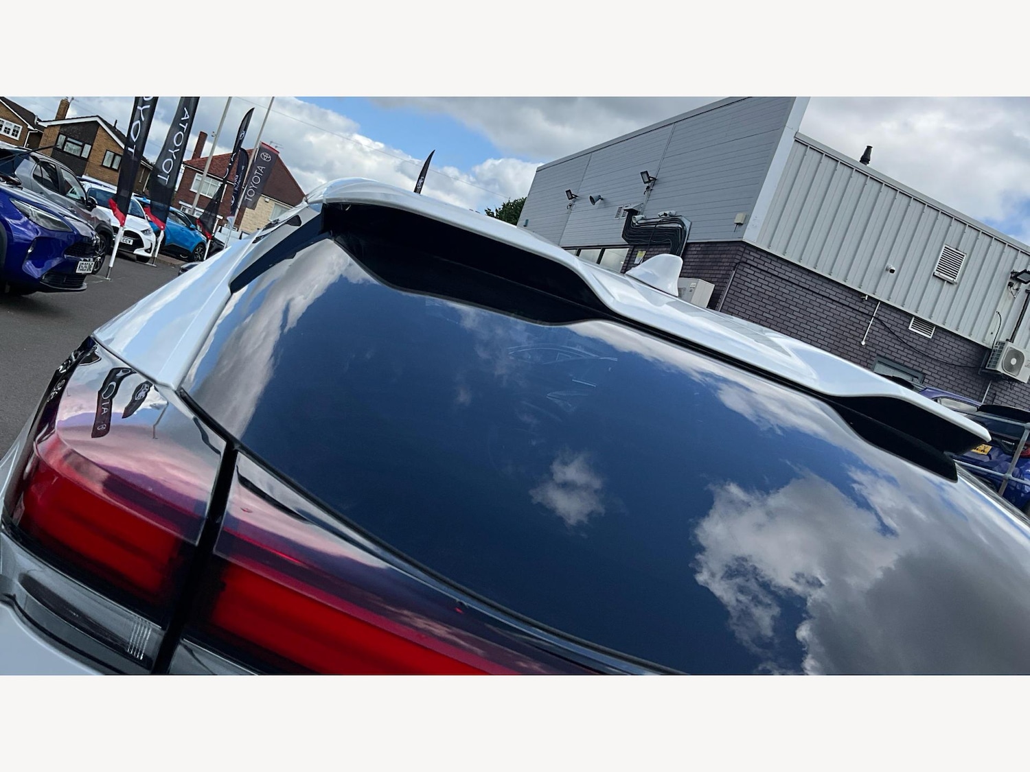 Used Toyota C-HR 2024 for sale - 76632634: Photo 26